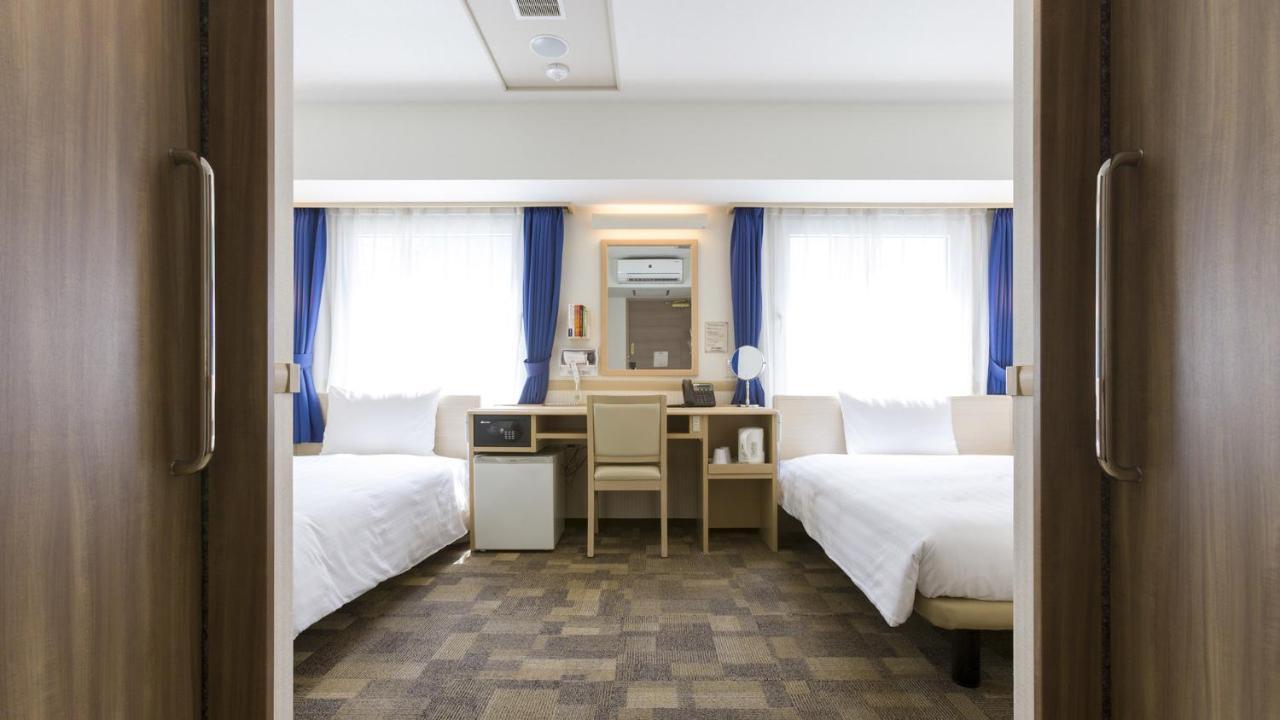 Toyoko Inn Joetsu Myoko Eki Nishi Guchi Bagian luar foto